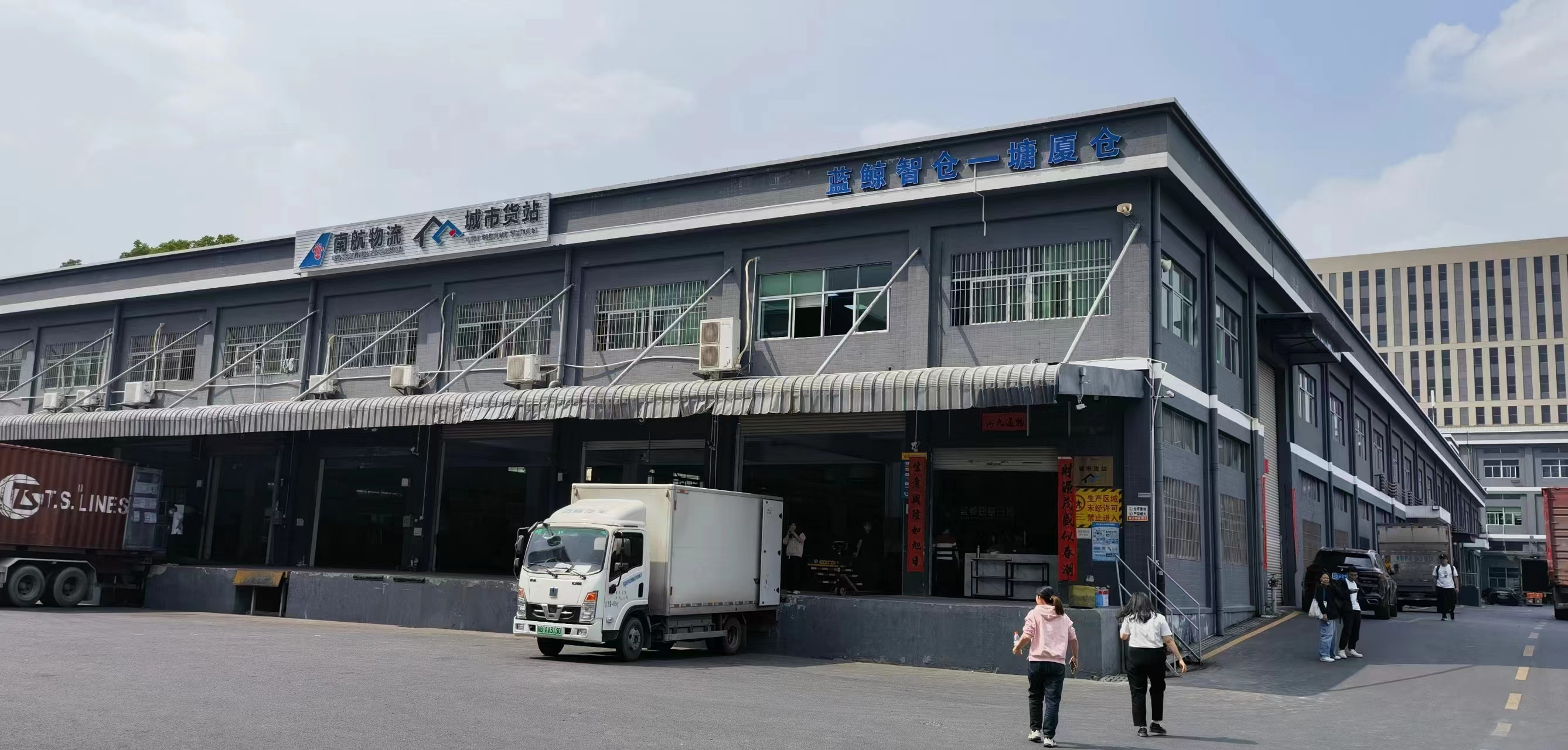 643009ae3c169.jpg 2.jpg